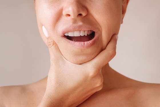 Durere de maxilar – care sunt cauzele si optiunile de tratament