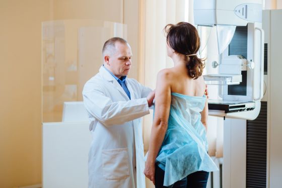 Durerile de san si menopauza 