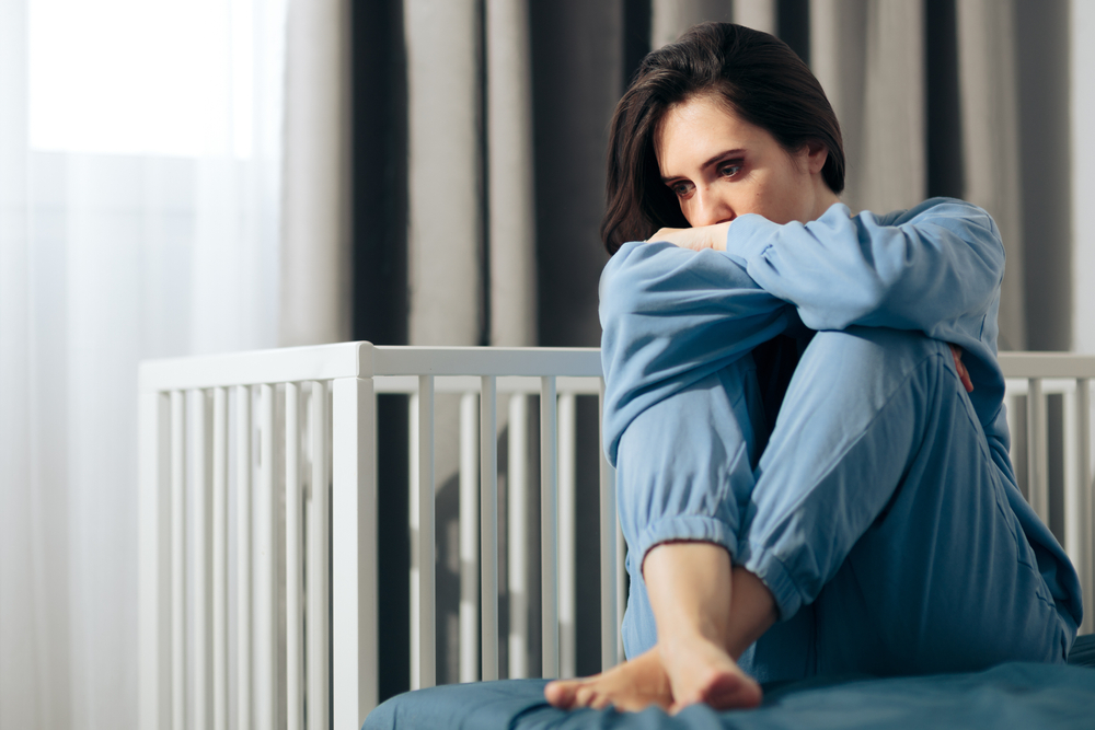 Depresia postnatala: cauze, simptome si tratament