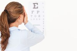 Cataracta, boala ochiului: cauze si tratament