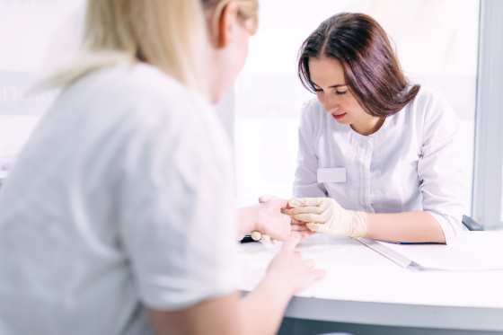 Panaritiu: cauze, factori de risc, complicatii si tratament