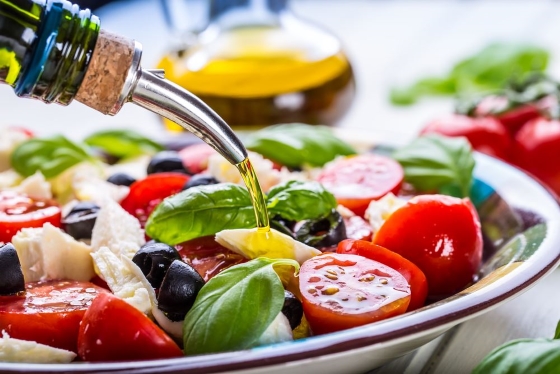Dr. Oz: 12 reguli de bază ca să slăbeşti cu dieta mediteraneană