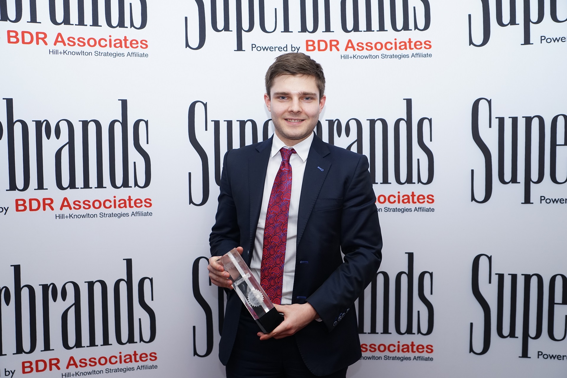 CATENA, distinsa cu Trofeul SUPERBRANDS Romania pe anul 2015