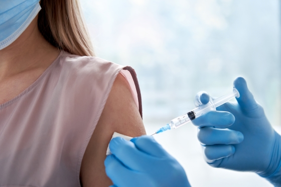 Ce trebuie sa stii inainte sa te vaccinezi impotriva COVID-19