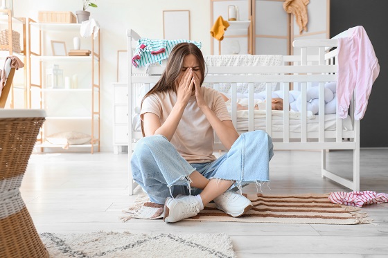 Schimbarile hormonale post-partum: cum va afecteaza corpul si starea de spirit