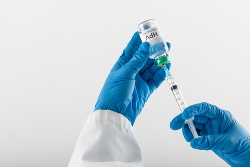 Vaccinul HPV: cum ajuta la prevenirea cancerului si cand este recomandat
