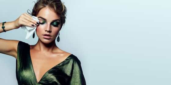 Servetele demachiante: ce trebuie sa contina si cum le alegeti