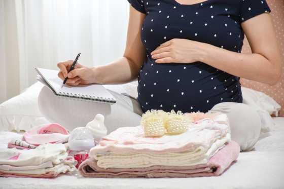 Bagaj maternitate cezariana versus nastere naturala