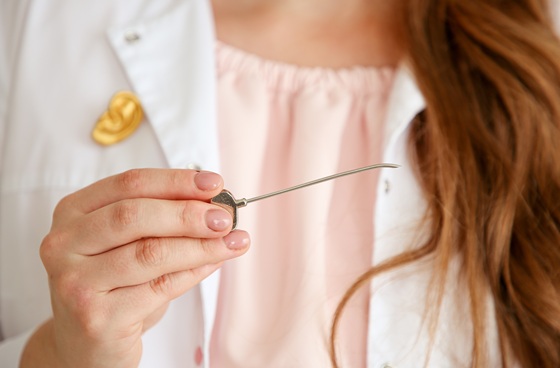 Punctie sinusala: ce reprezinta, cand se recomanda, ce rol are aceasta procedura