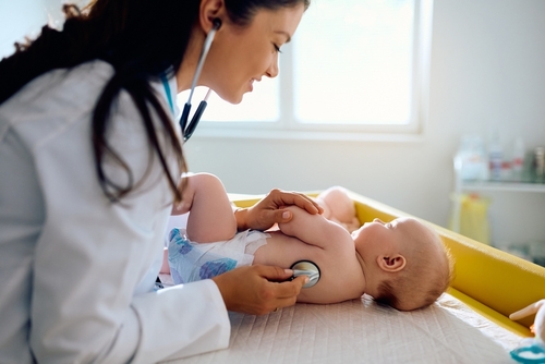Laringomalacia la copii. Ghid complet pentru parinti