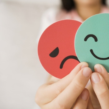 Emotii negative: le dam sau nu “la o parte”?