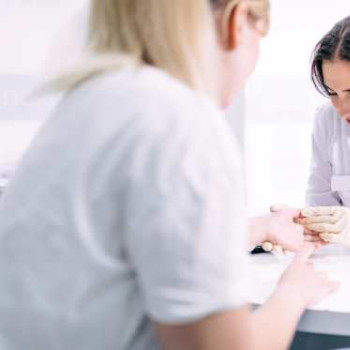 Panaritiu: cauze, factori de risc, complicatii si tratament