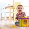 Bebe la 7 luni – dezvoltarea bebelusului si sfaturi pentru parinti