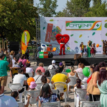 „Copacul da binete omului” – un eveniment pentru suflet, natura si traditii, organizat de Catena in Parcul Crangasi