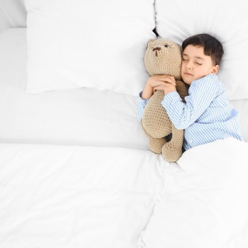 Somnul si imunitatea copiilor: cat de mult conteaza in sezonul rece