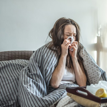 Antibioticele in raceala si gripa: cand NU ajuta si de ce pot fi periculoase
