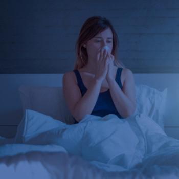 De ce simptomele racelii mele sunt mai severe noaptea? Explicatii medicale si solutii eficiente