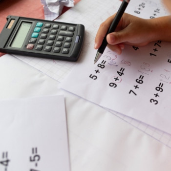 Discalculie: ce este, manifestari clinice, diagnostic si solutii