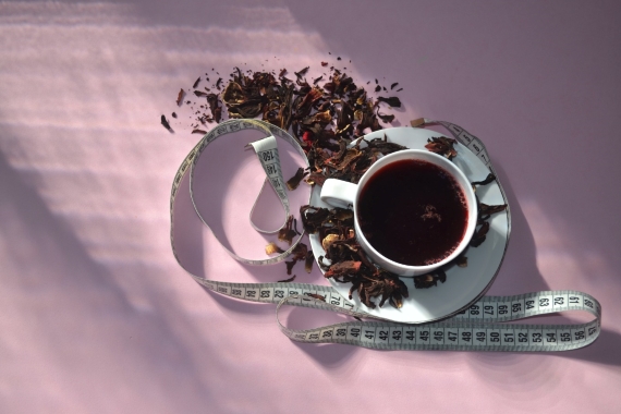 ceai-de-hibiscus-pentru-slabit