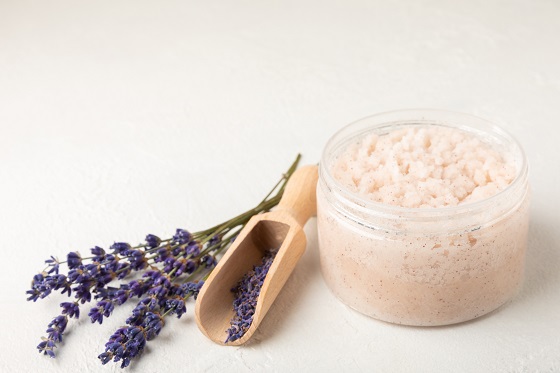 exfoliere-cu-lavanda