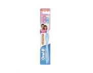 Oral B periuta dinti medium 40 3-effect